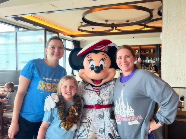 Csilla Mia and Kati with Minnie at Topolinos Resturant