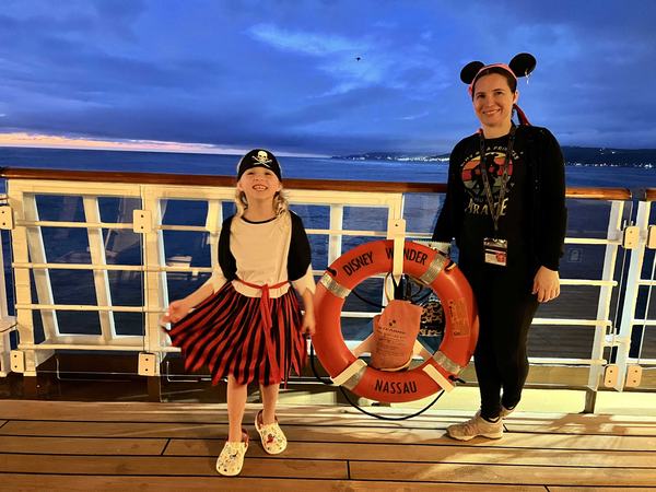 Mia and Kati on deck 4 of the Disney Wonder