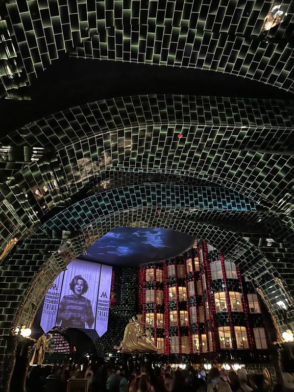 The Wizarding World of Harry Potter: Ministry of Magic