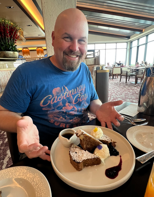 James breakfast at Topolinos